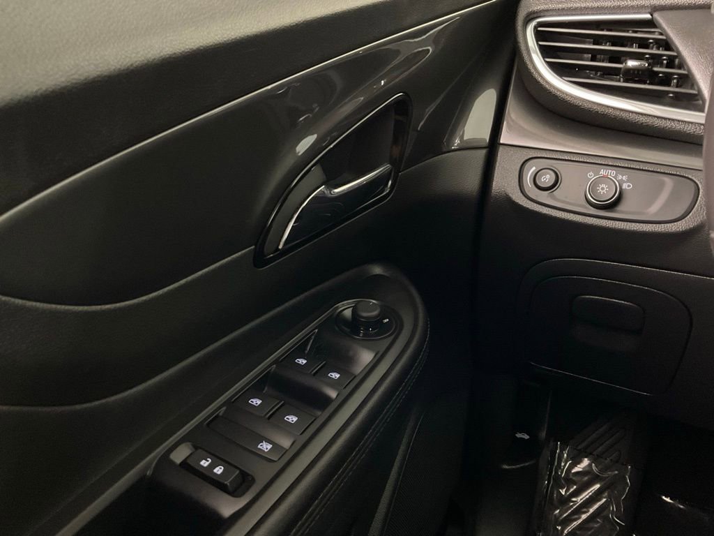 Used 2019 Buick Encore Preferred image 19
