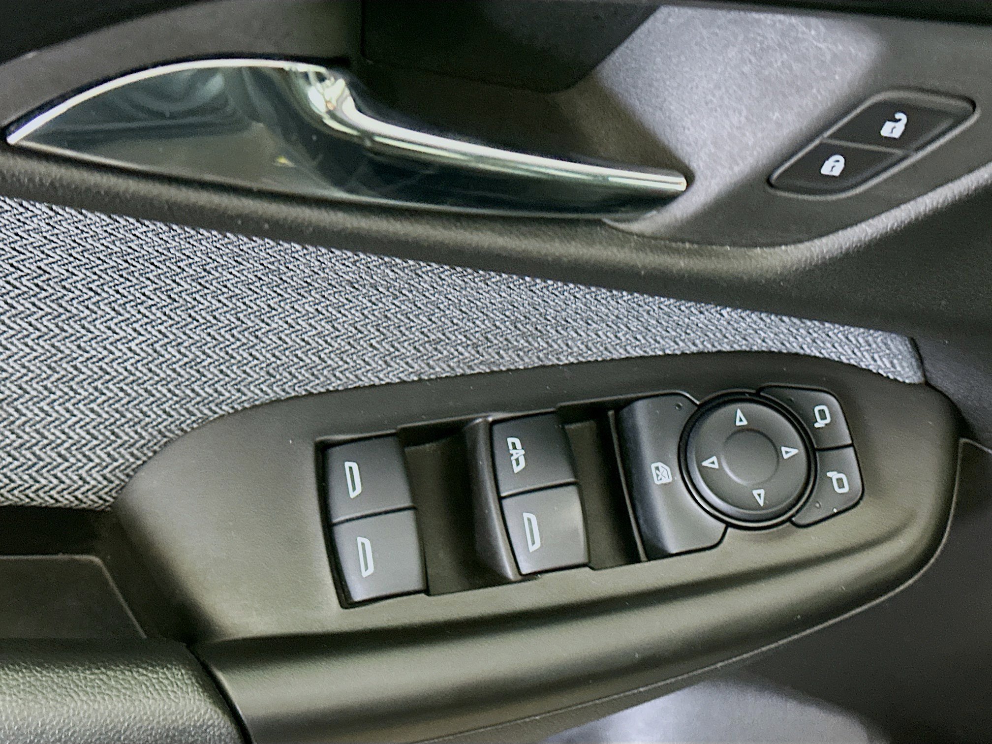 Used 2025 Chevrolet TrailBlazer LT image 15