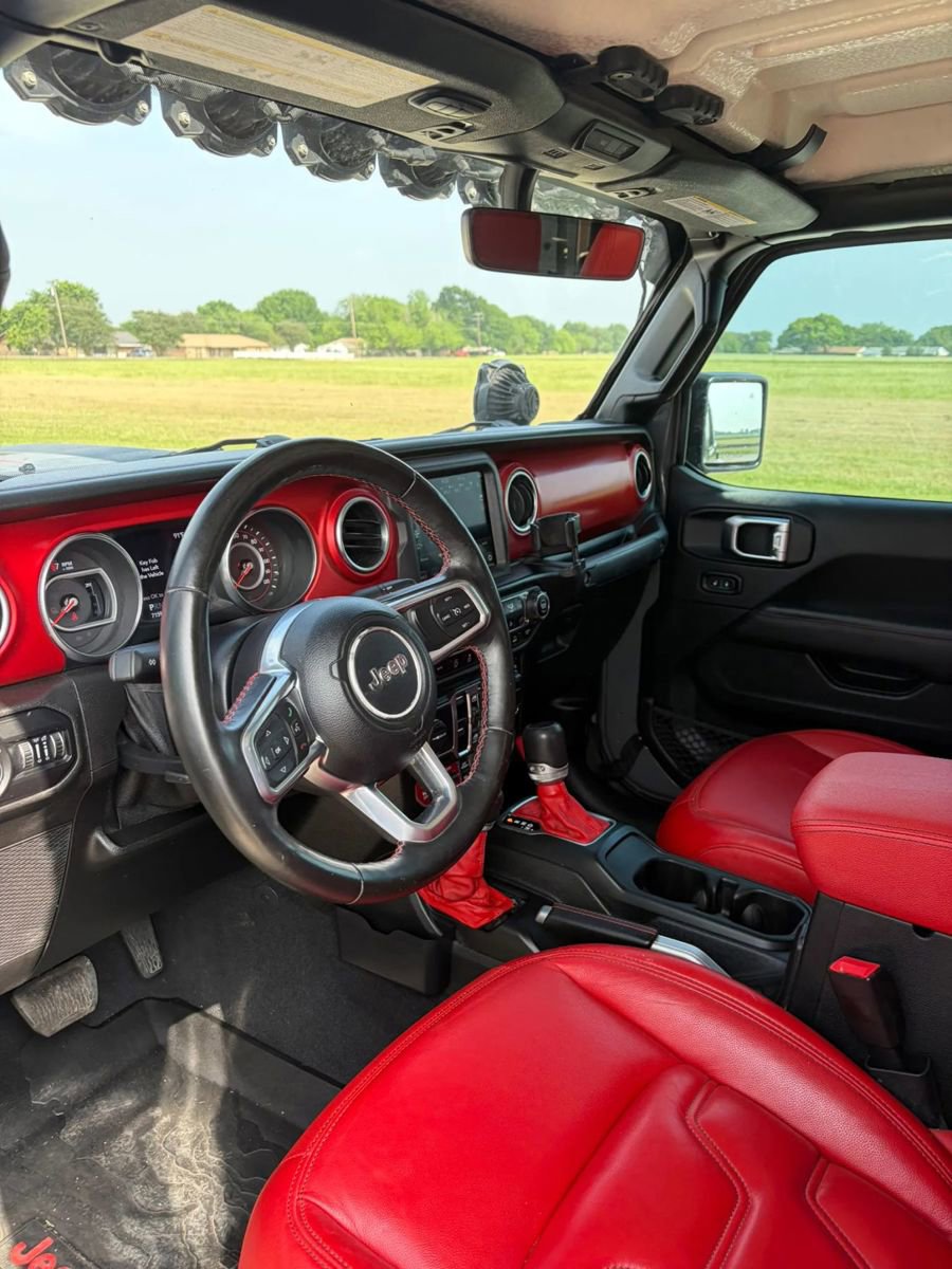 Used 2020 Jeep Gladiator Rubicon AWD/4WD image 6