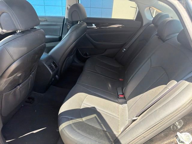 Used 2015 Hyundai Sonata Limited w/ Option Group 06 FWD image 14