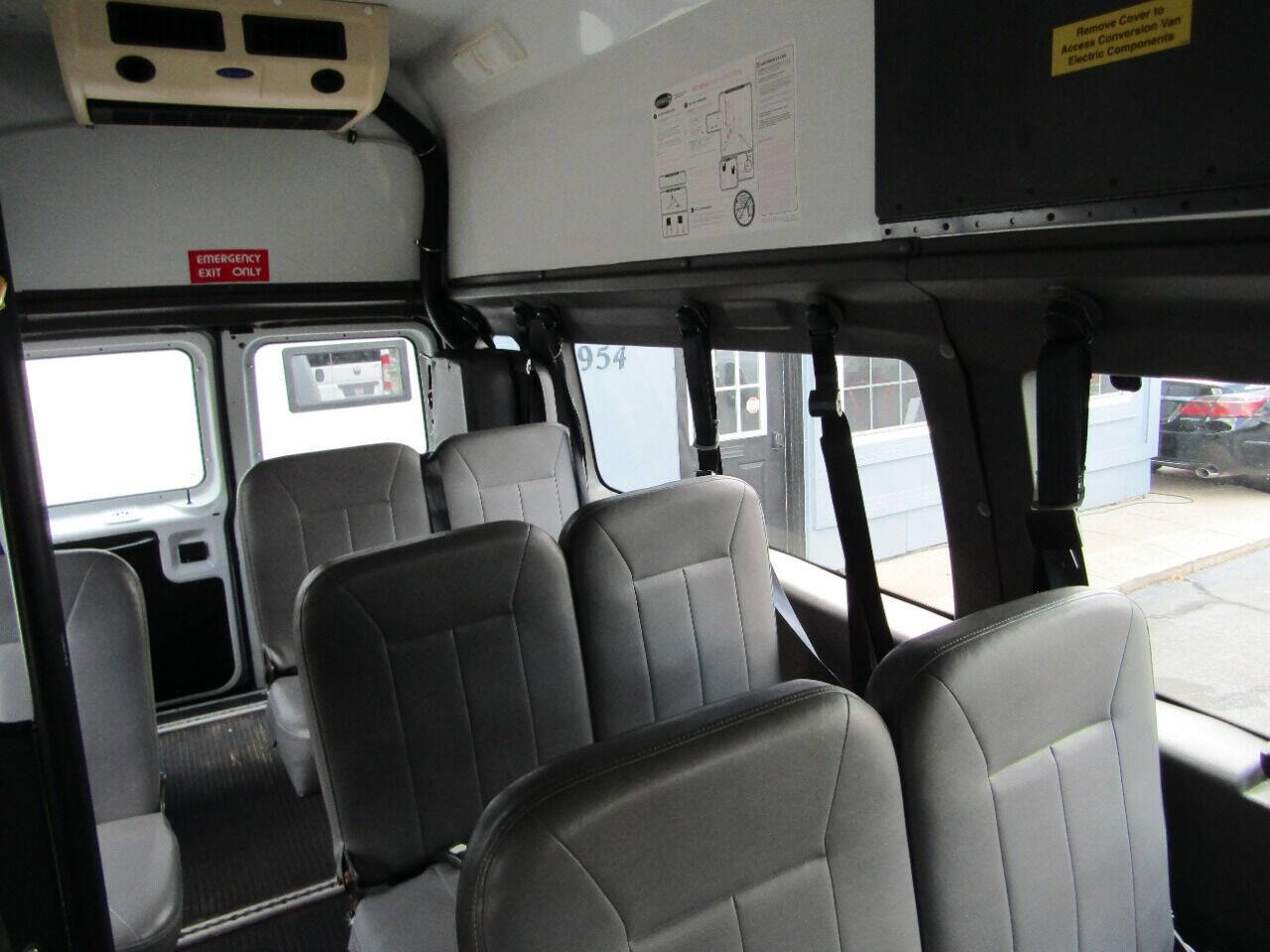 Used 2007 Ford E-350 and Econoline 350 Extended Super Duty image 21