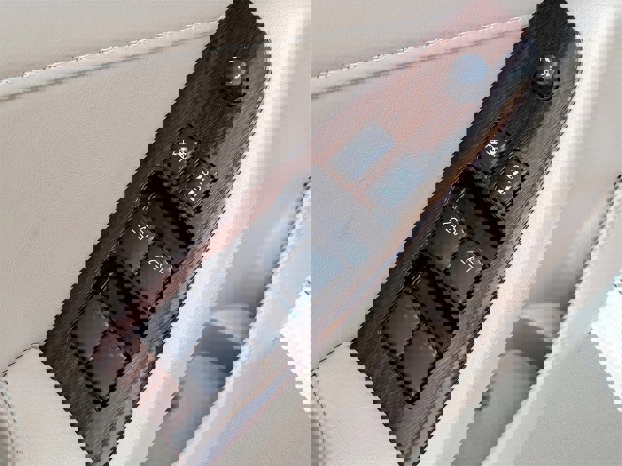 Used 2010 Nissan Altima 2.5 SL w/ SL Pkg image 13