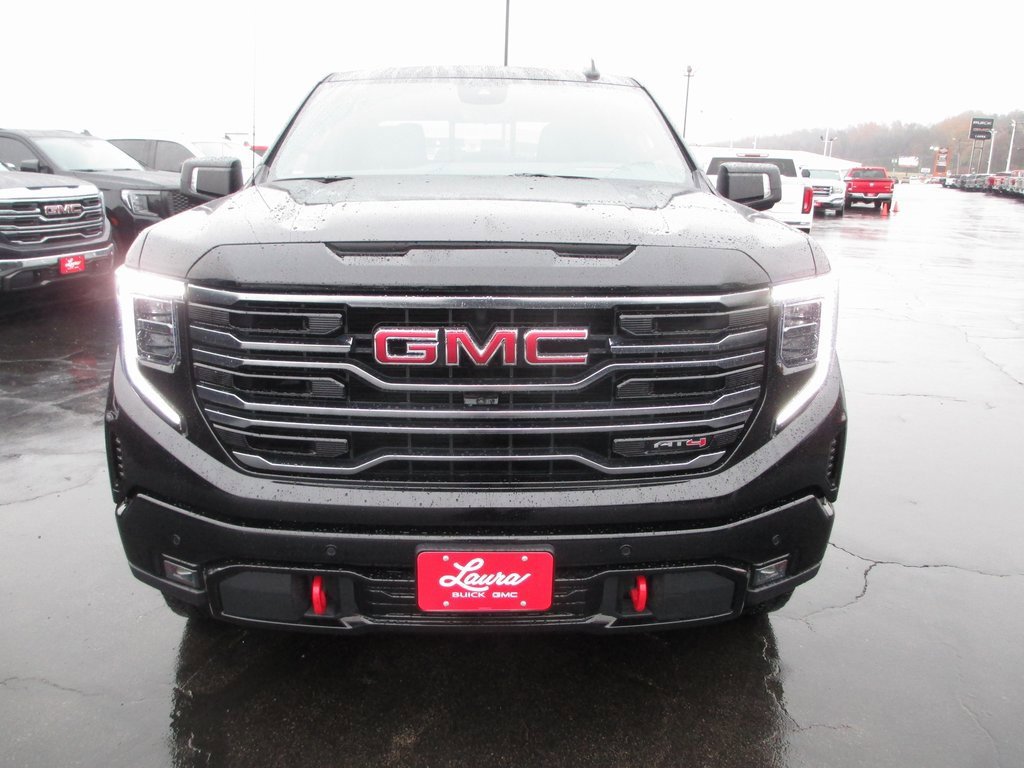 Certified 2025 GMC Sierra 1500 AT4 w/ AT4 Premium Package image 11