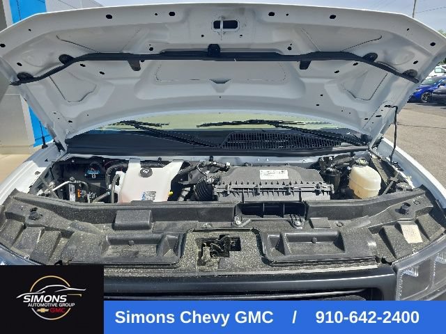 Used 2025 GMC Savana 3500 RWD image 42