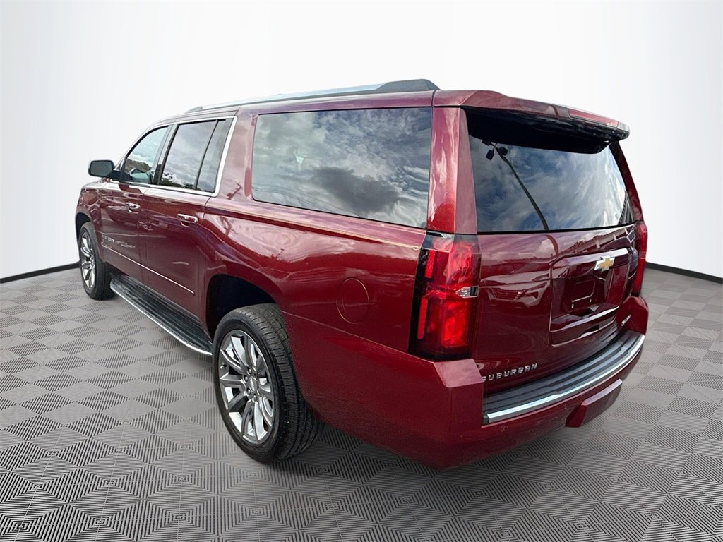 Used 2020 Chevrolet Suburban Premier image 6