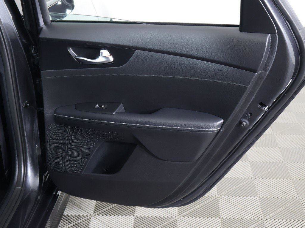 Used 2024 Kia Forte GT-Line image 23