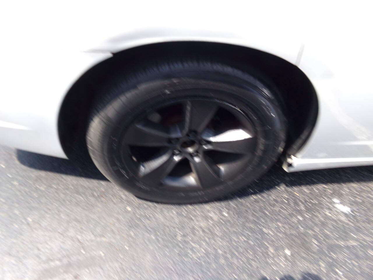 Used 2014 Dodge Charger SE RWD image 40