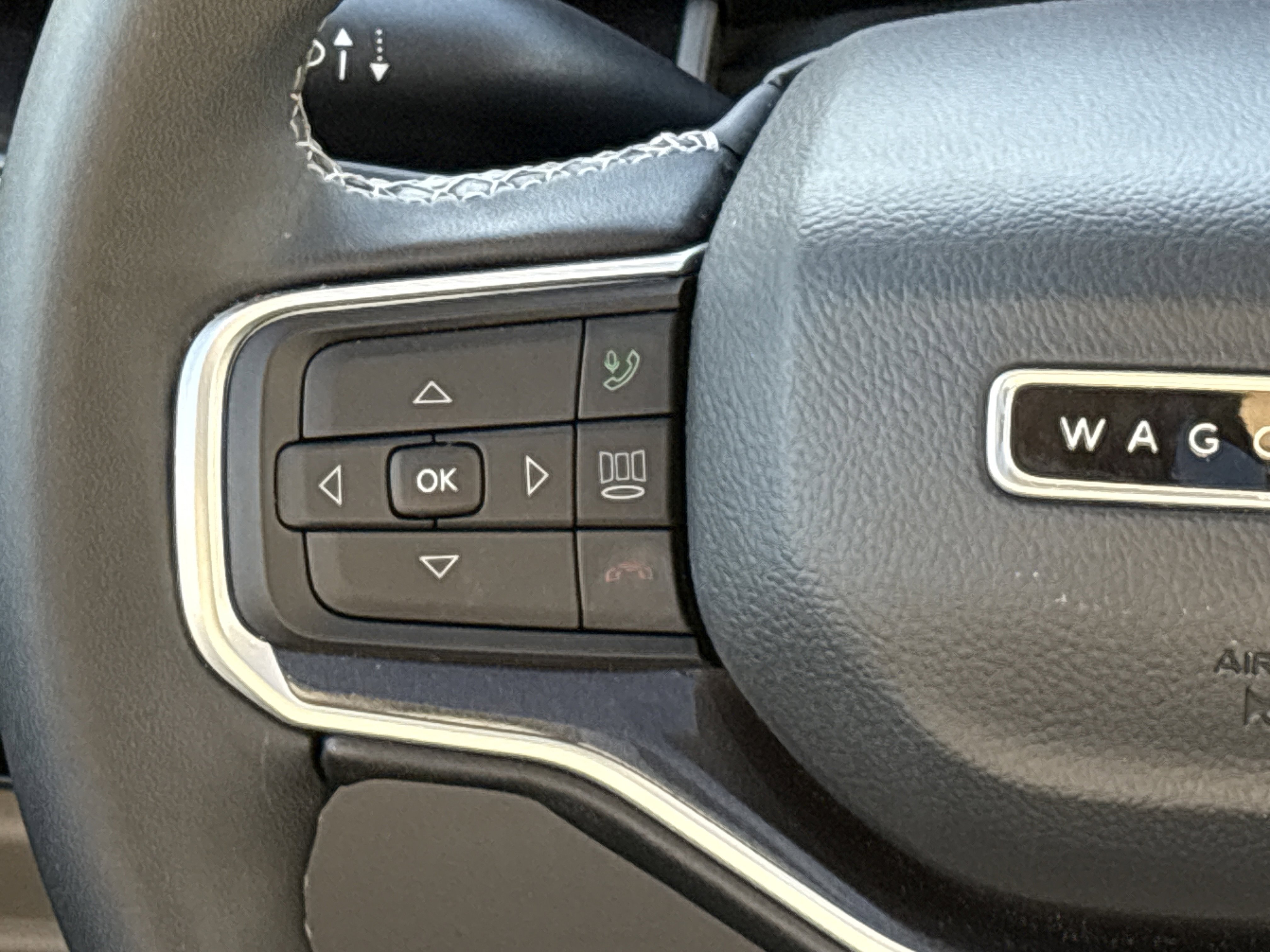 Used 2024 Jeep Wagoneer 2WD w/ Premium Group I image 22