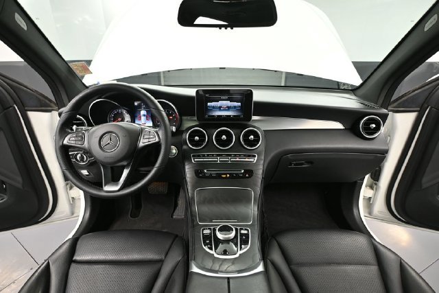 Used 2019 Mercedes-Benz GLC 300 image 20