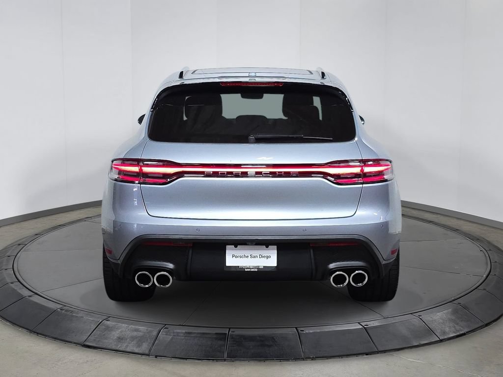 Certified 2026 Porsche Macan AWD/4WD image 6