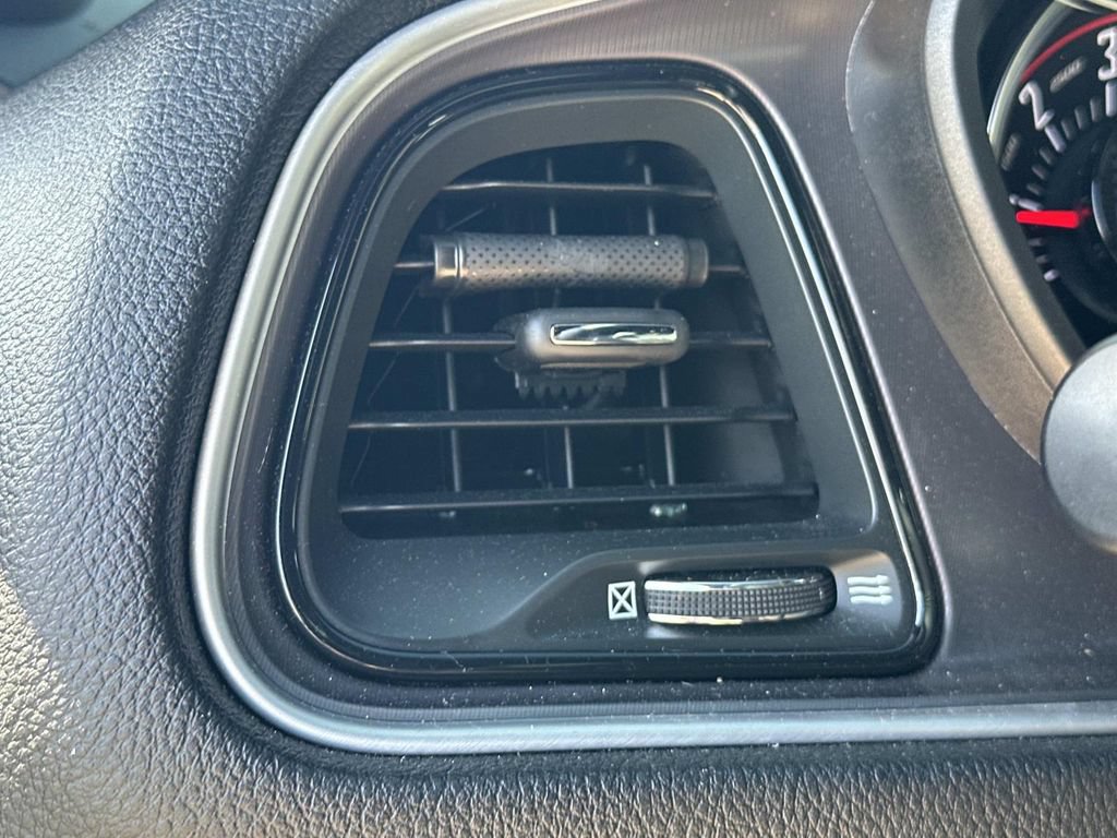 Used 2019 Dodge Challenger R/T w/ Cold Weather Group RWD image 29