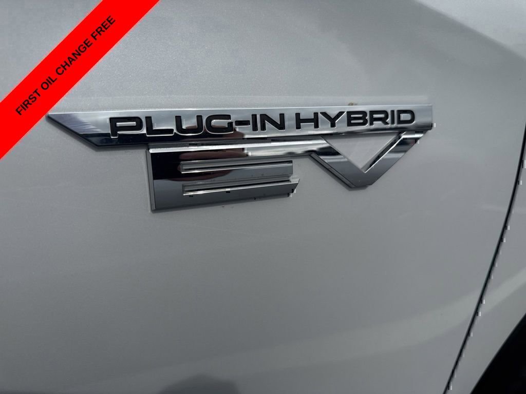 Used 2024 Mitsubishi Outlander SEL Black Edition image 12