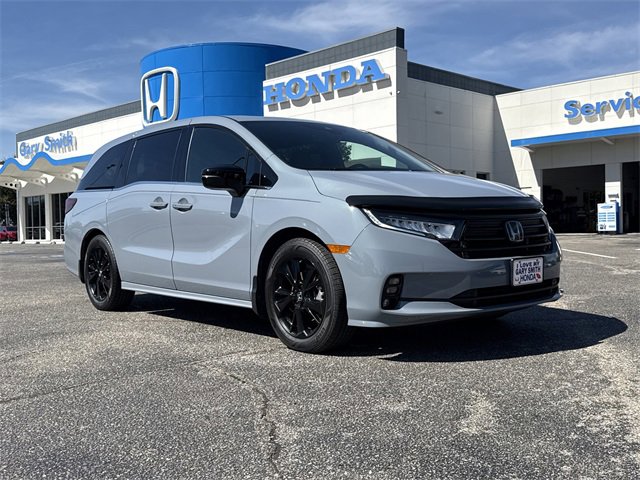Certified 2024 Honda Odyssey Sport image 2