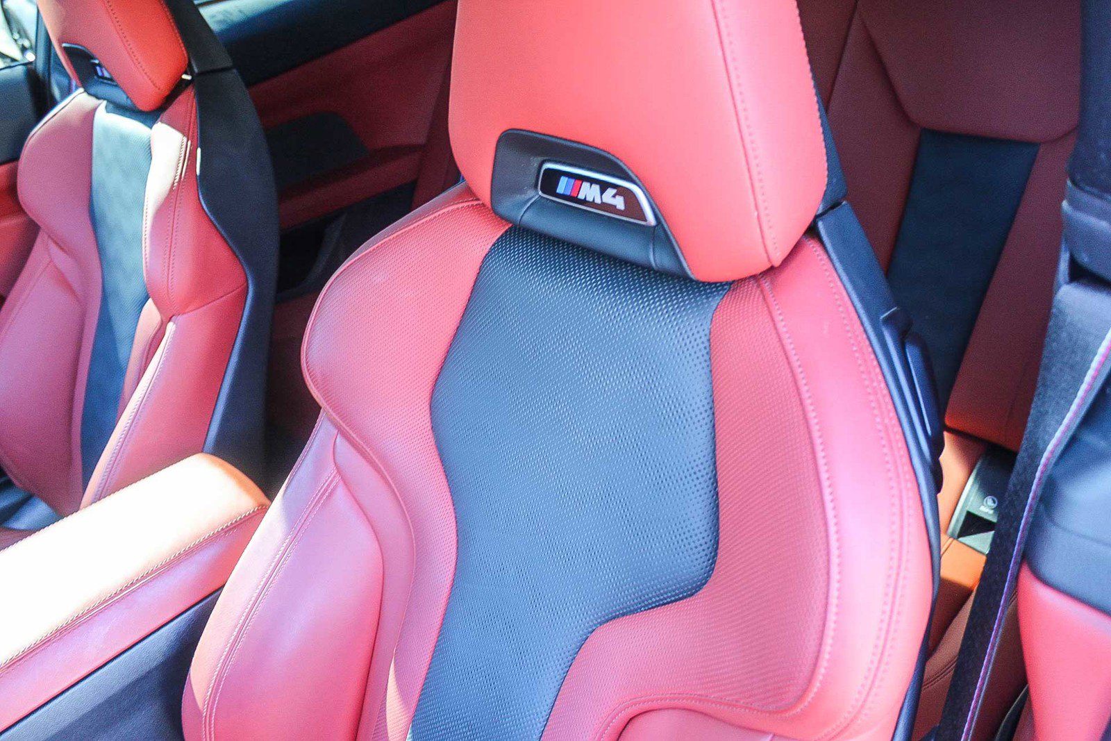 Used 2025 BMW M4 Competition w/ Executive Package image 25