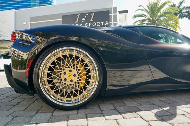 Used 2021 Ferrari SF90 Stradale image 30