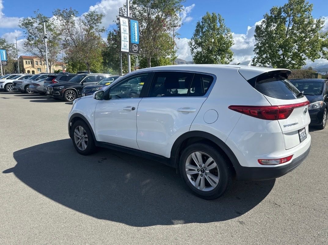Used 2019 Kia Sportage LX image 4