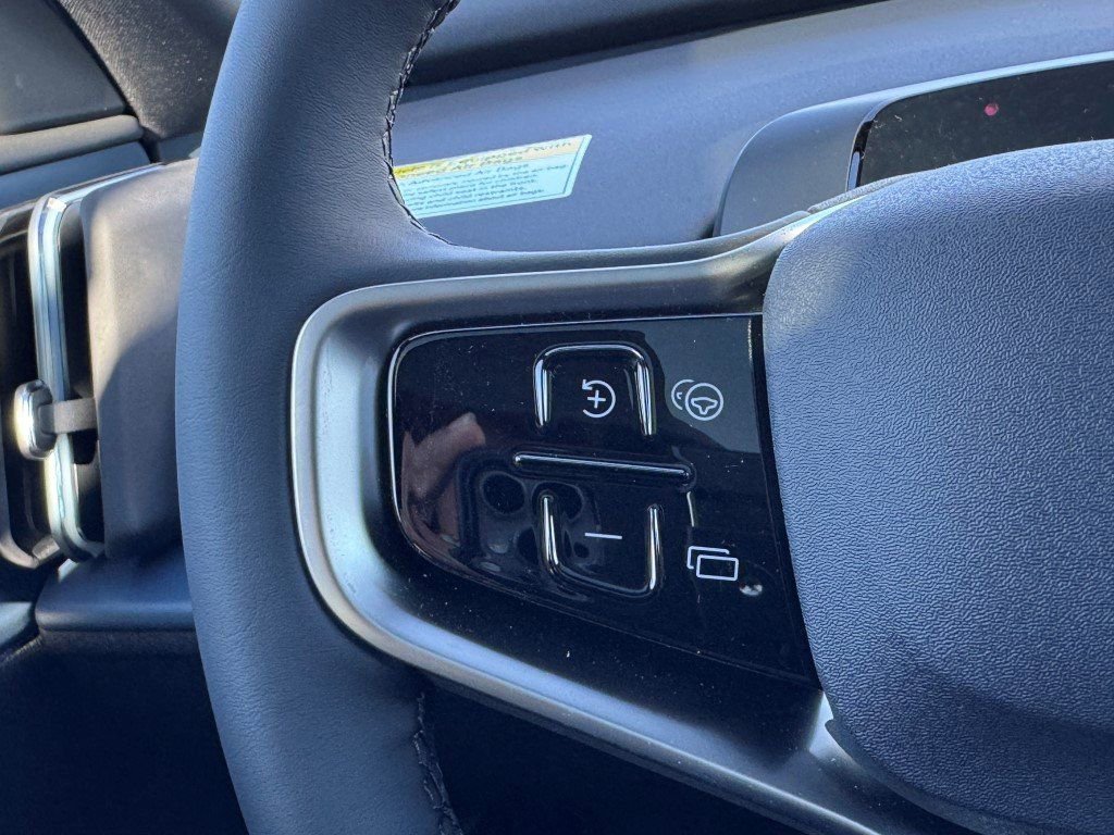 New 2026 Volvo EX30 Plus w/ Protection Package Premier image 26