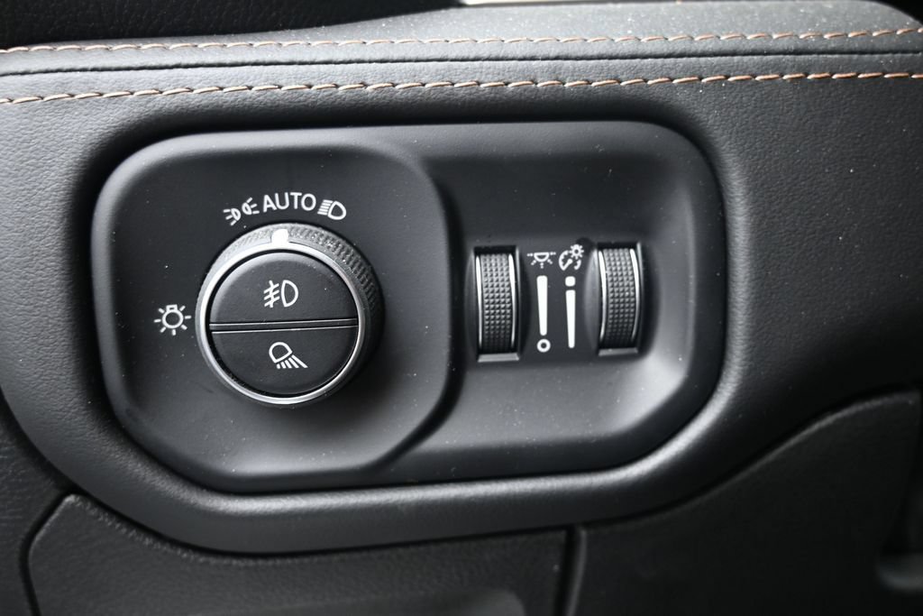Used 2026 RAM 1500 Tungsten w/ Bed Utility Group AWD/4WD image 23
