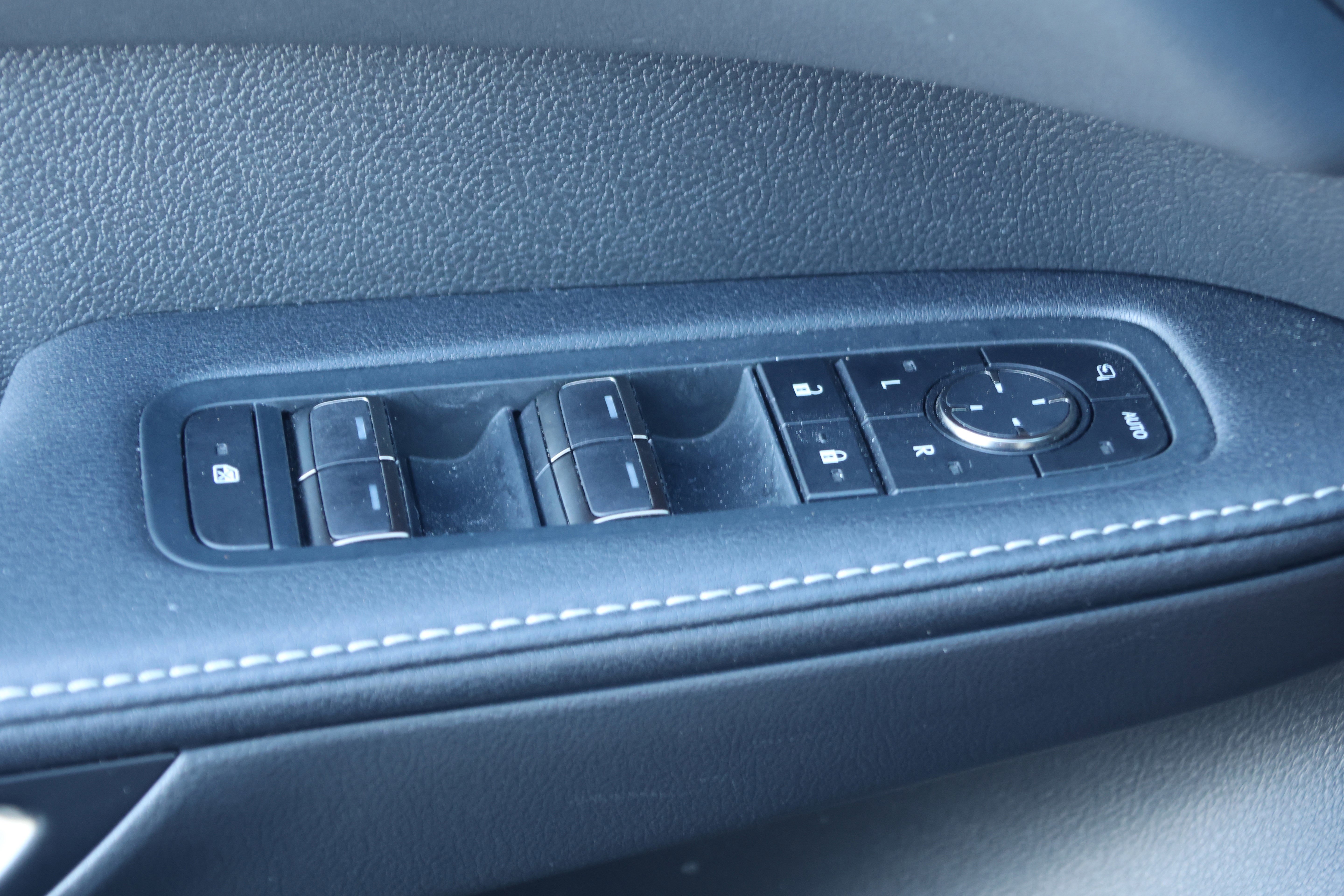 Used 2023 Lexus RX 500h F Sport w/ Cold Area Package image 14