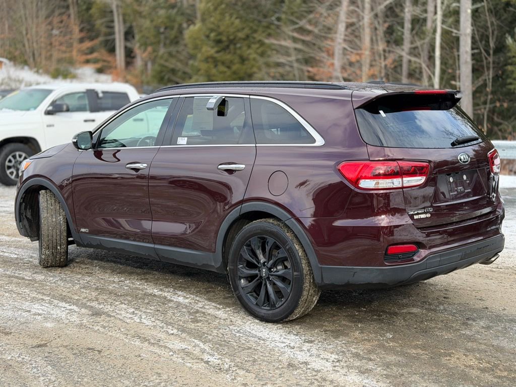 Used 2019 Kia Sorento S image 3