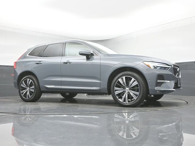 Used 2022 Volvo XC60 B6 Inscription w/ Advanced Package image 39
