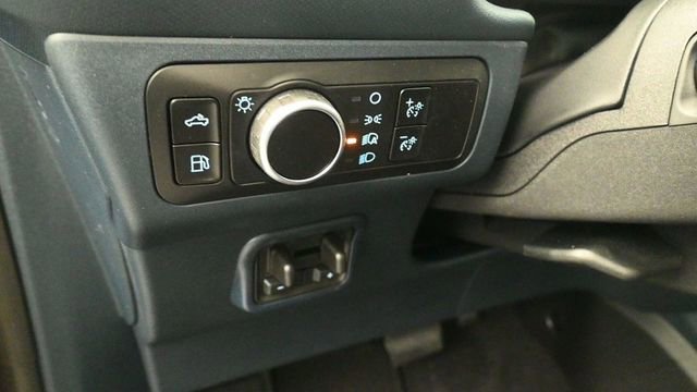 New 2026 Ford Maverick XL AWD/4WD image 14