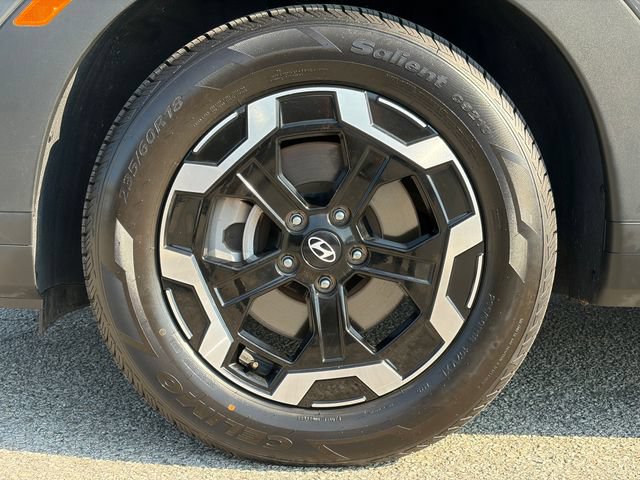 Used 2025 Hyundai Santa Fe SEL FWD image 23