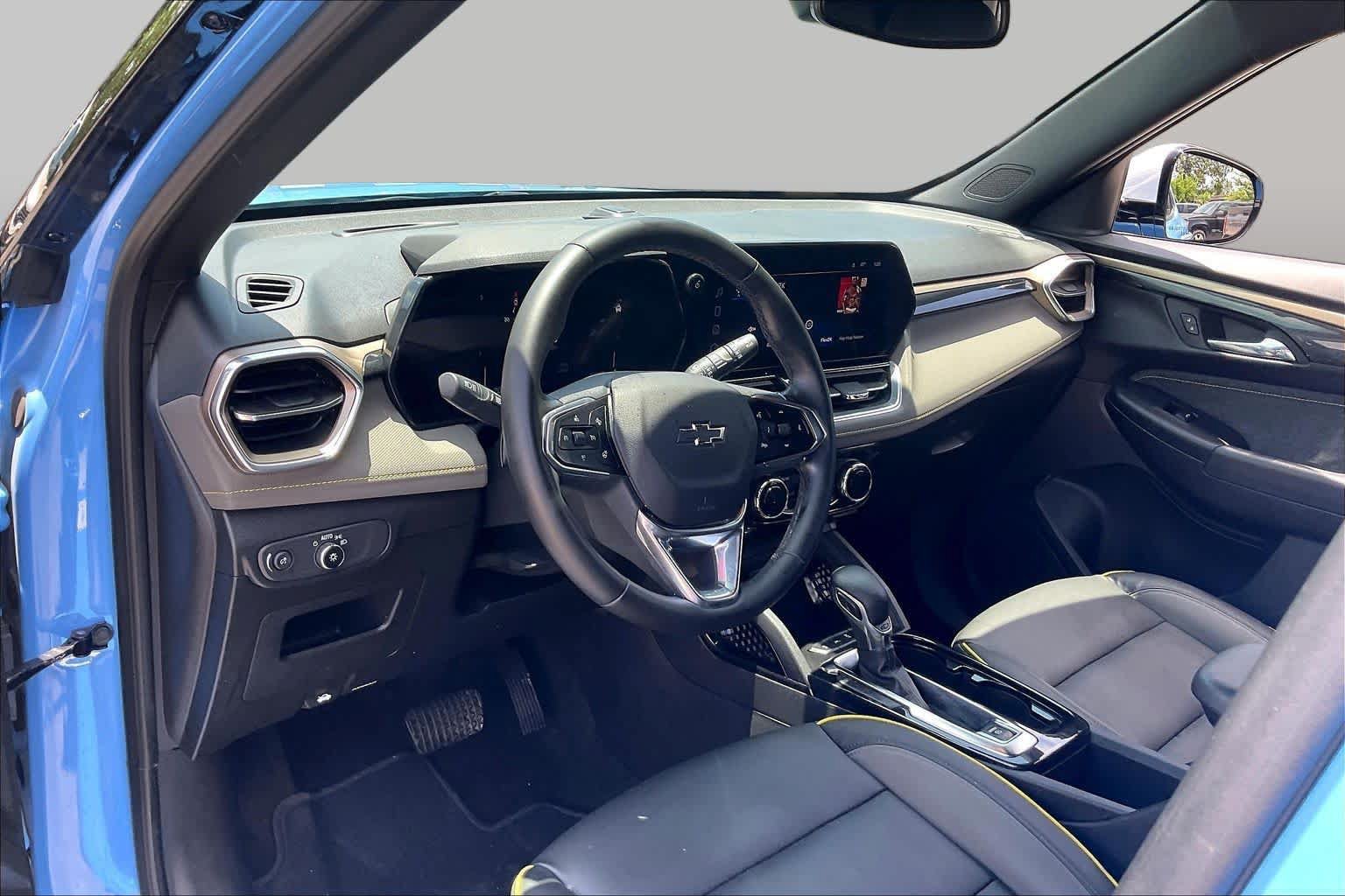 Used 2024 Chevrolet TrailBlazer ACTIV w/ Convenience Package AWD/4WD image 18