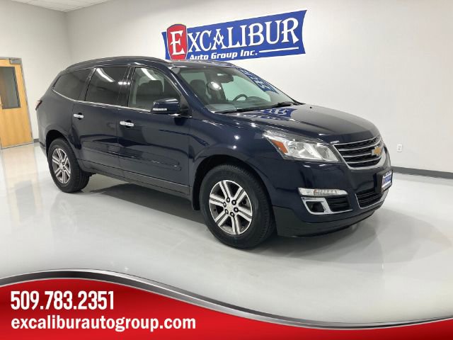 Used 2017 Chevrolet Traverse LT image 1