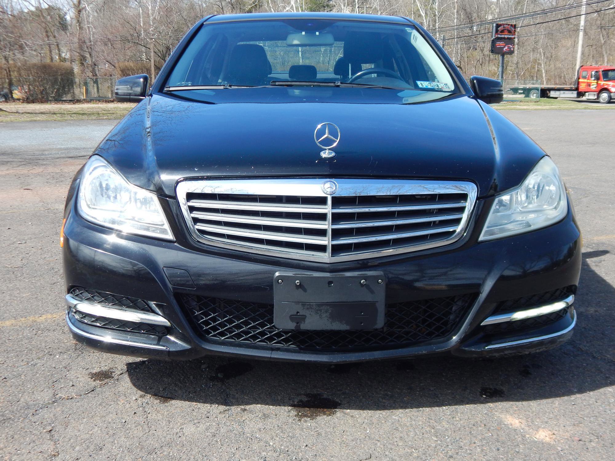 Used 2012 Mercedes-Benz C 300 SEDAN 4-DR image 7
