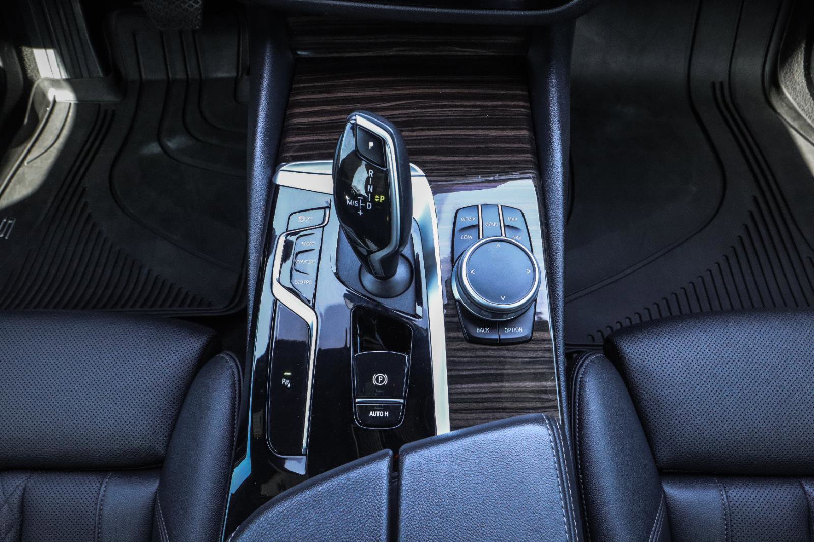 Used 2021 BMW 530i xDrive w/ Premium Package AWD/4WD image 30