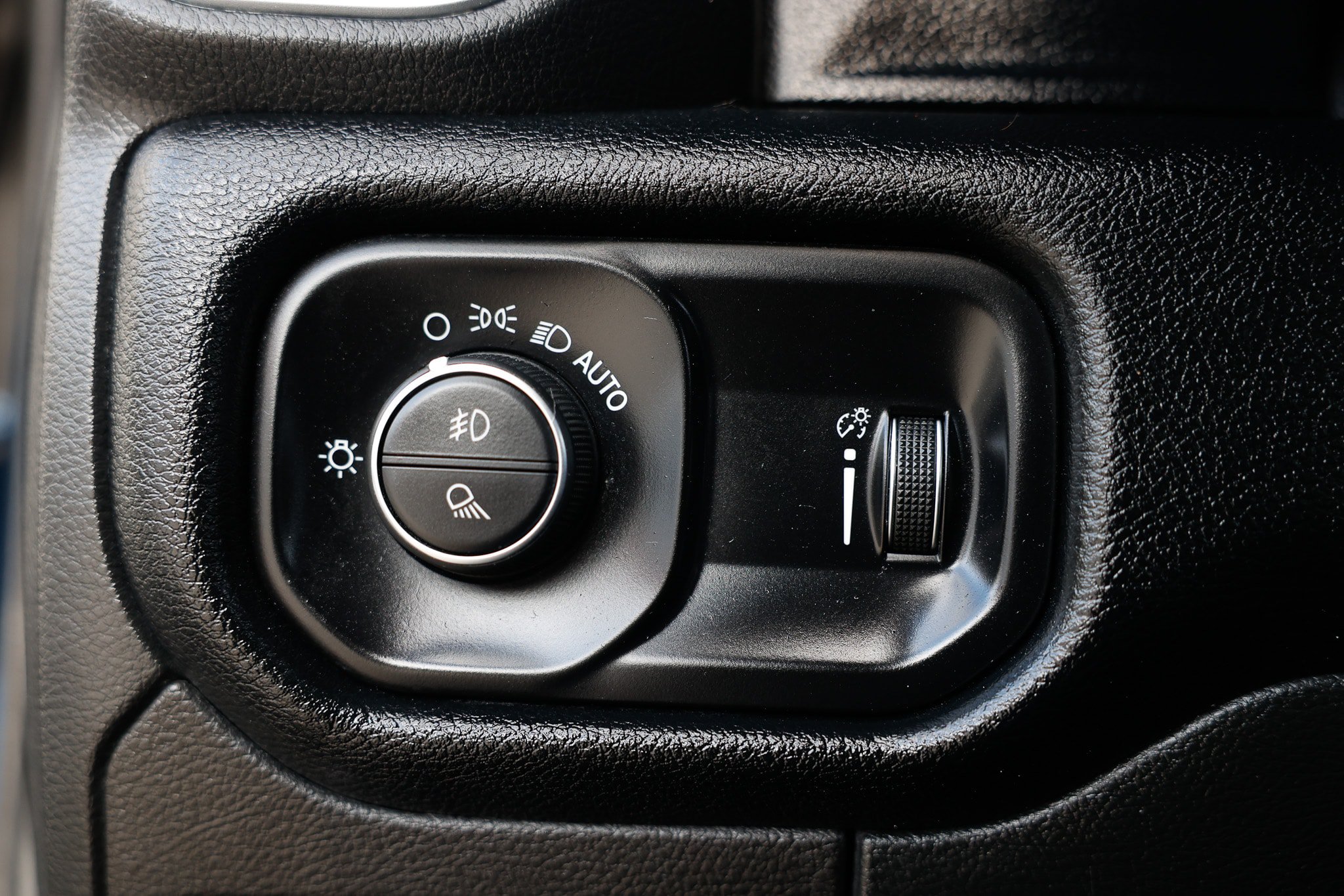 Used 2021 RAM 1500 Big Horn AWD/4WD image 47