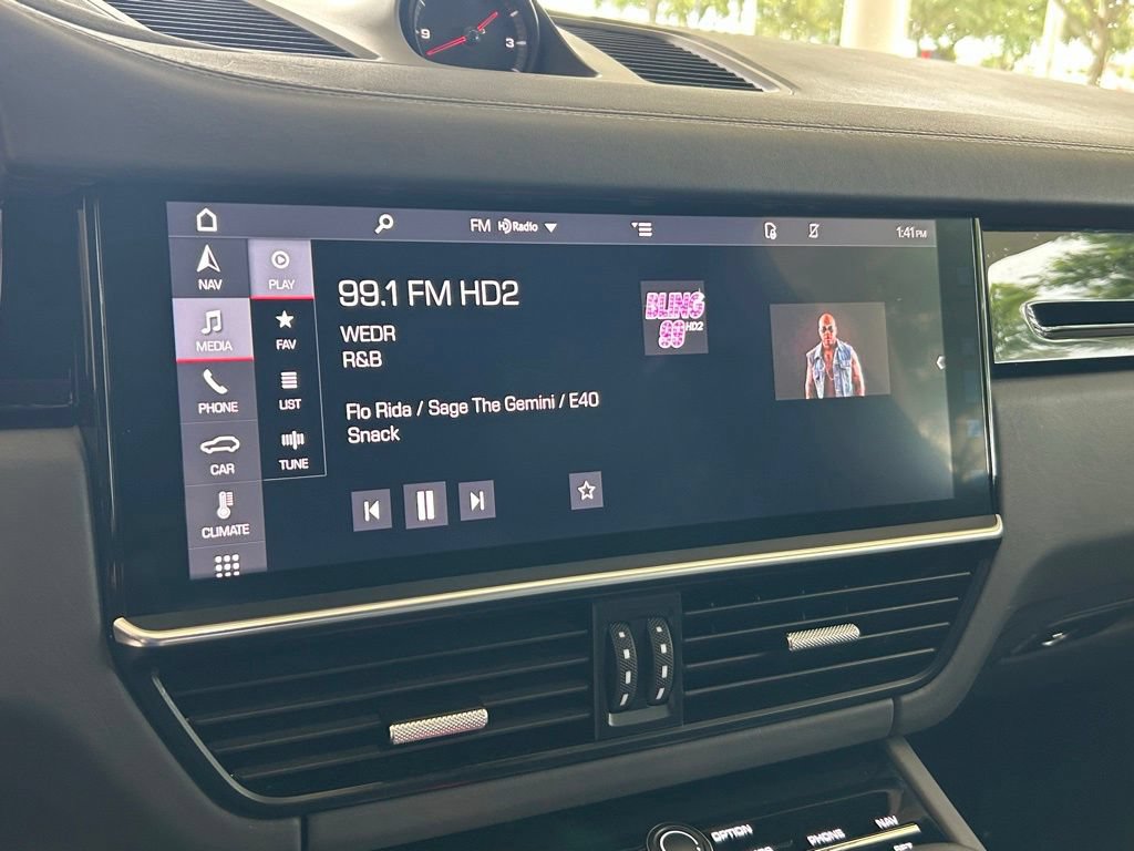 Used 2019 Porsche Cayenne AWD/4WD image 7