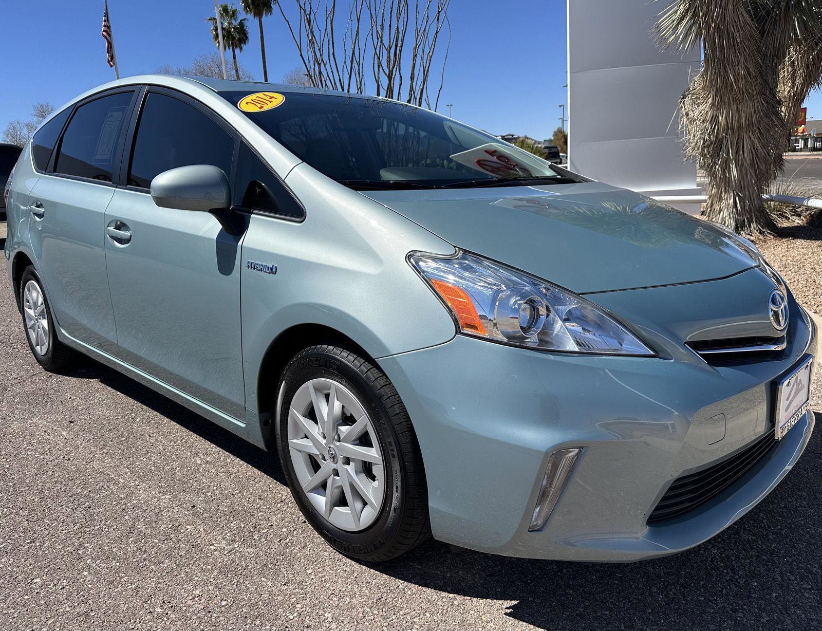 Used 2014 Toyota Prius V Three image 15