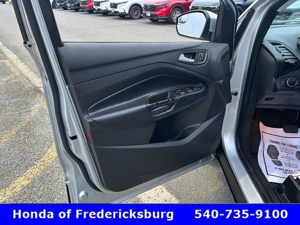 Used 2019 Ford Escape SE AWD/4WD image 10