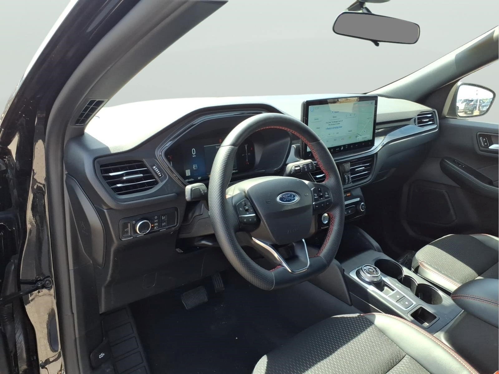 Used 2025 Ford Escape ST-Line w/ Tech Pack #1 AWD/4WD image 12