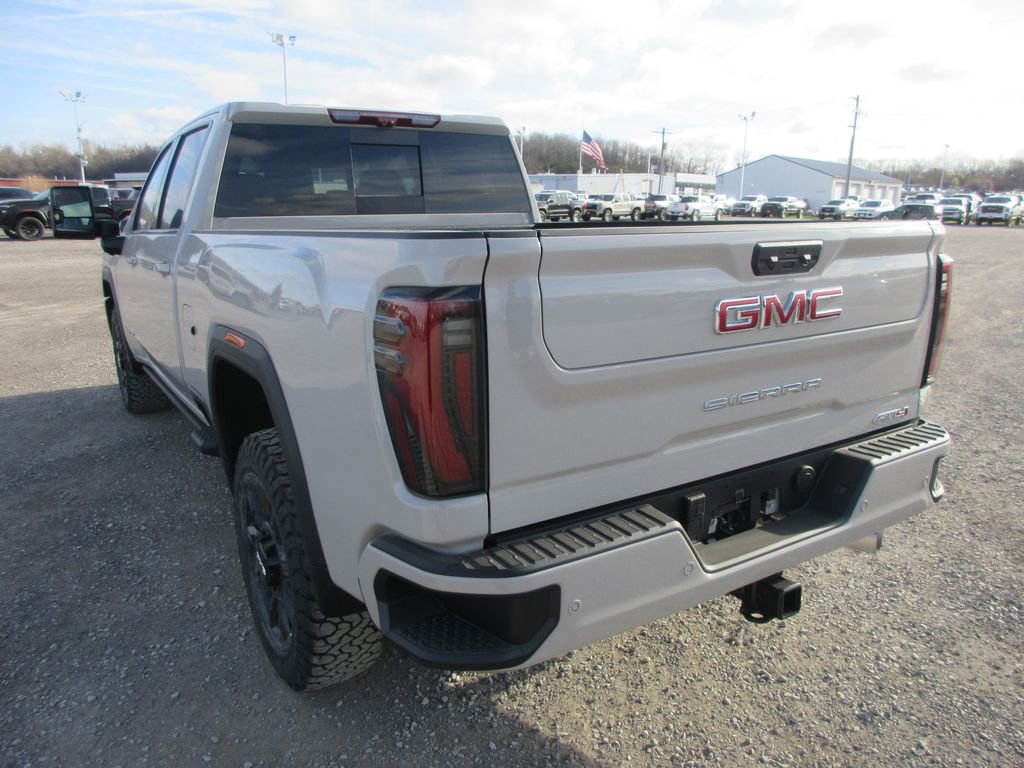 New 2026 GMC Sierra 3500 AT4 w/ AT4 Premium Plus Package AWD/4WD image 9