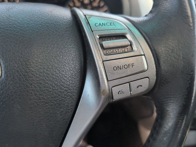 Used 2015 Nissan Altima 2.5 SV w/ Convenience Package image 19