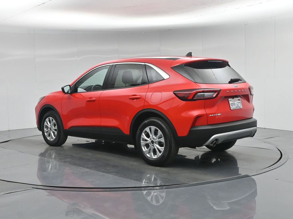 Certified 2024 Ford Escape Active image 7
