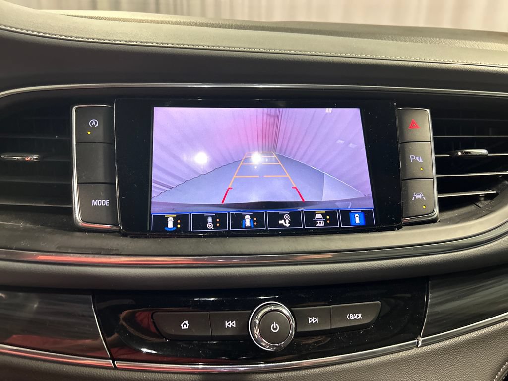 Used 2024 Buick Enclave Essence w/ Technology Package FWD image 18