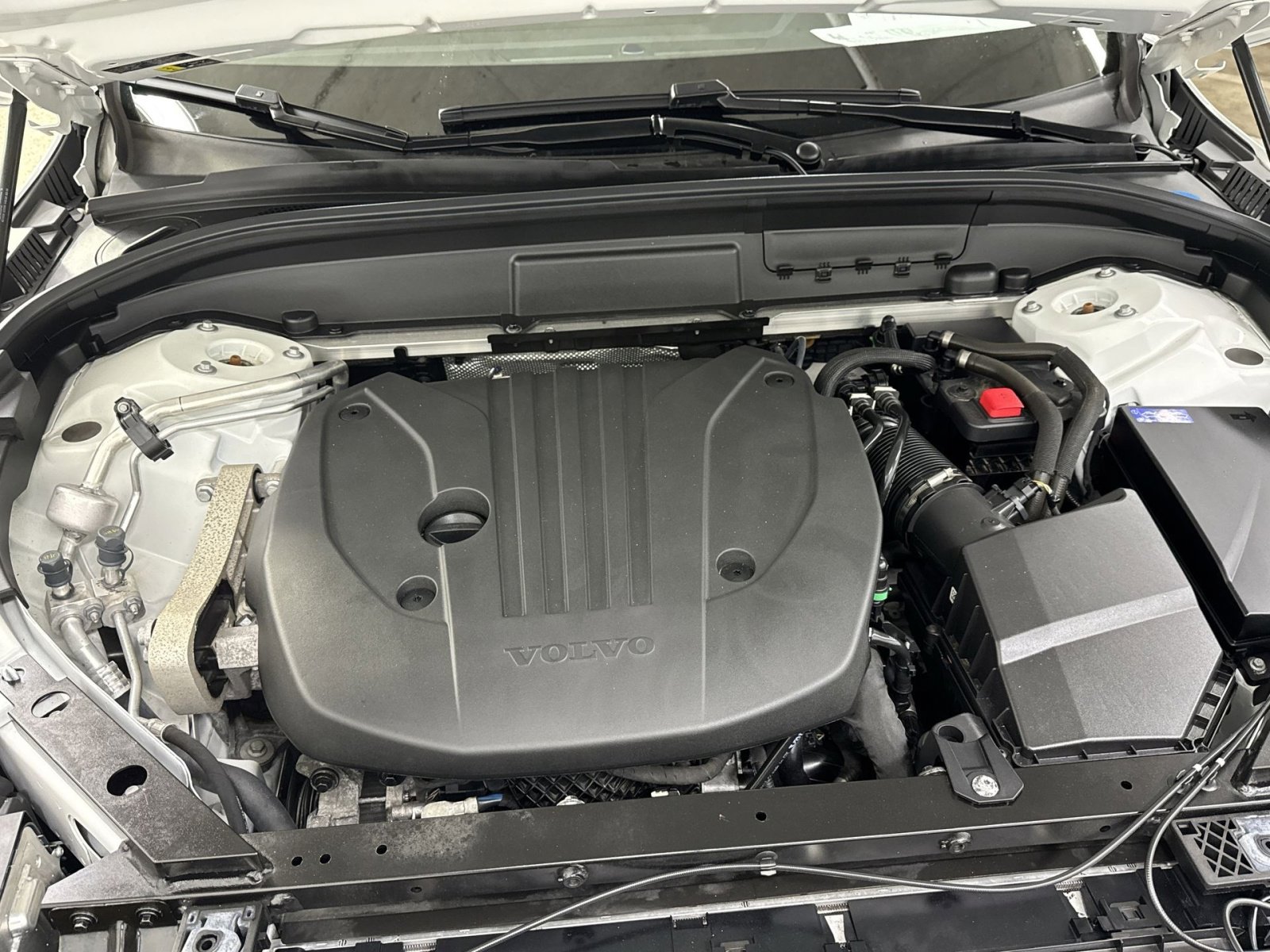 Used 2023 Volvo XC60 B5 Plus w/ Climate Package image 33