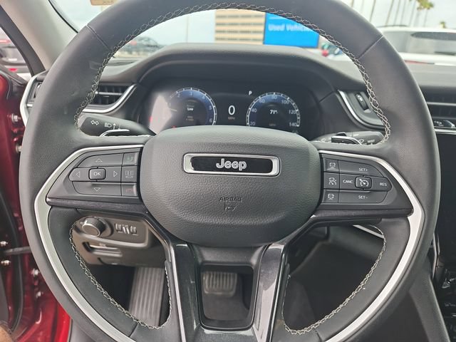Used 2023 Jeep Grand Cherokee L Laredo RWD image 21