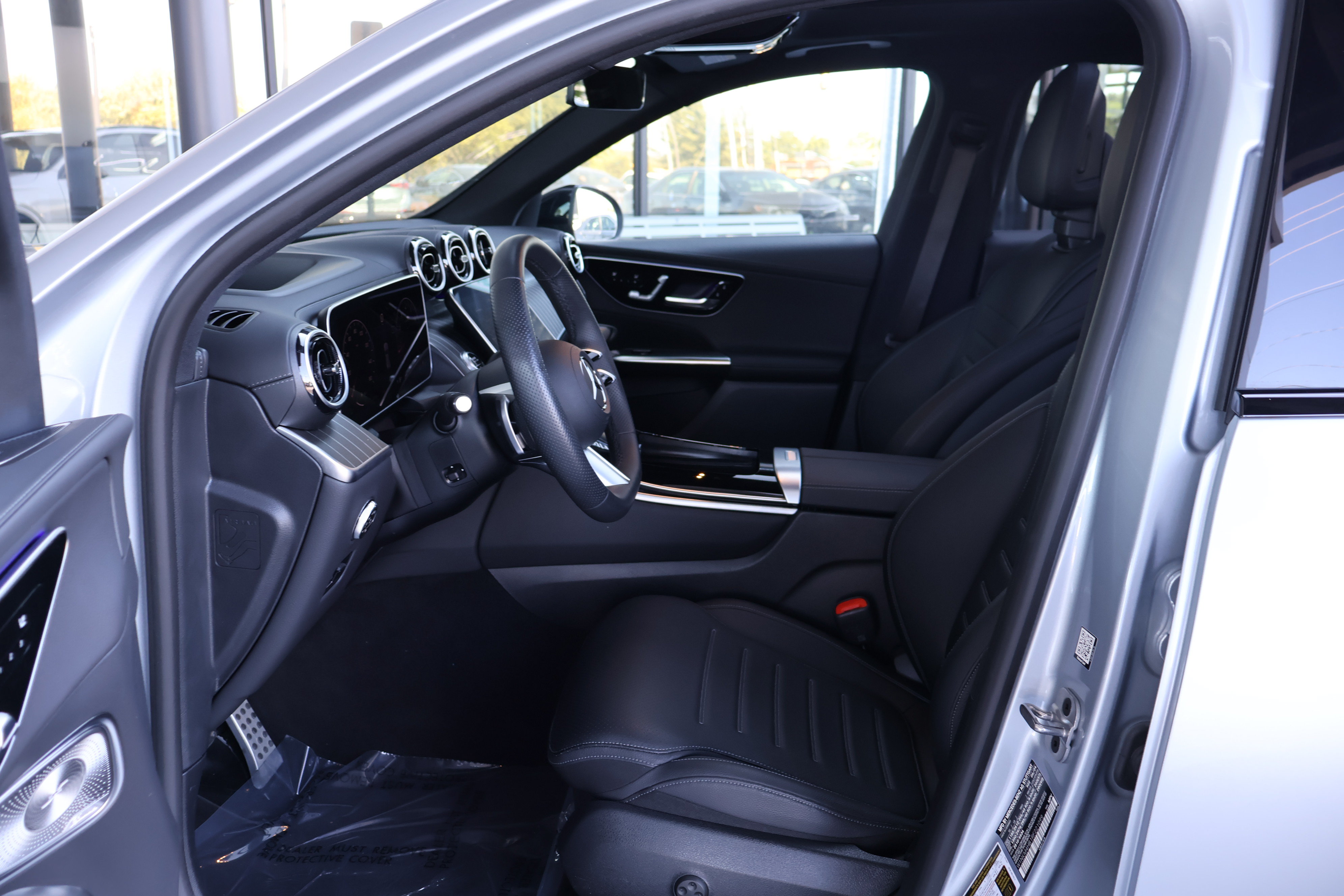 Certified 2024 Mercedes-Benz GLC 300 4MATIC image 11