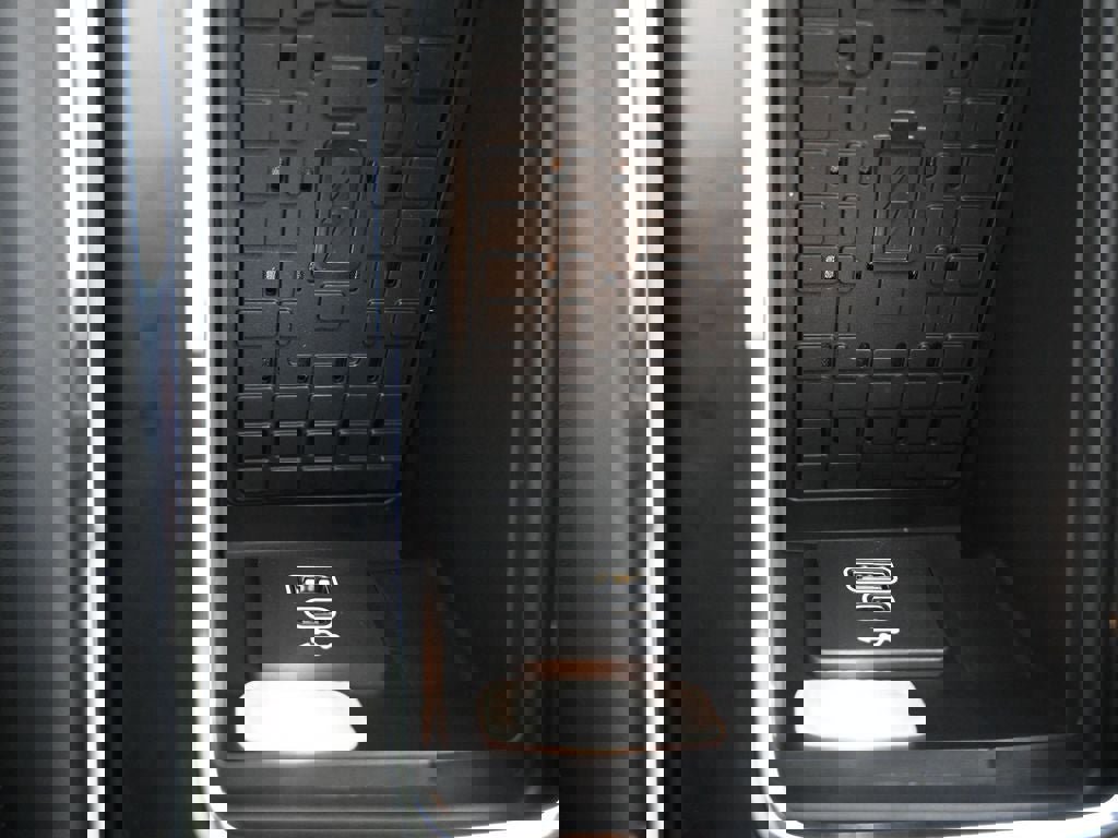 New 2026 Lincoln Aviator AWD image 21