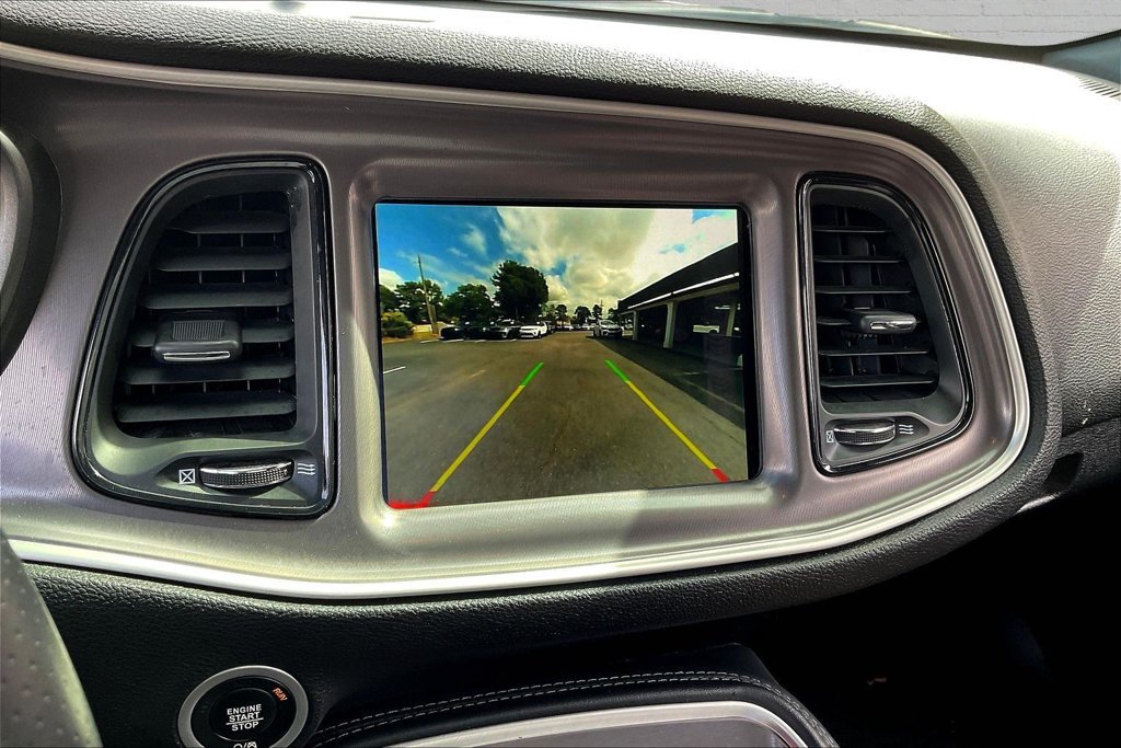Used 2022 Dodge Challenger R/T RWD image 13