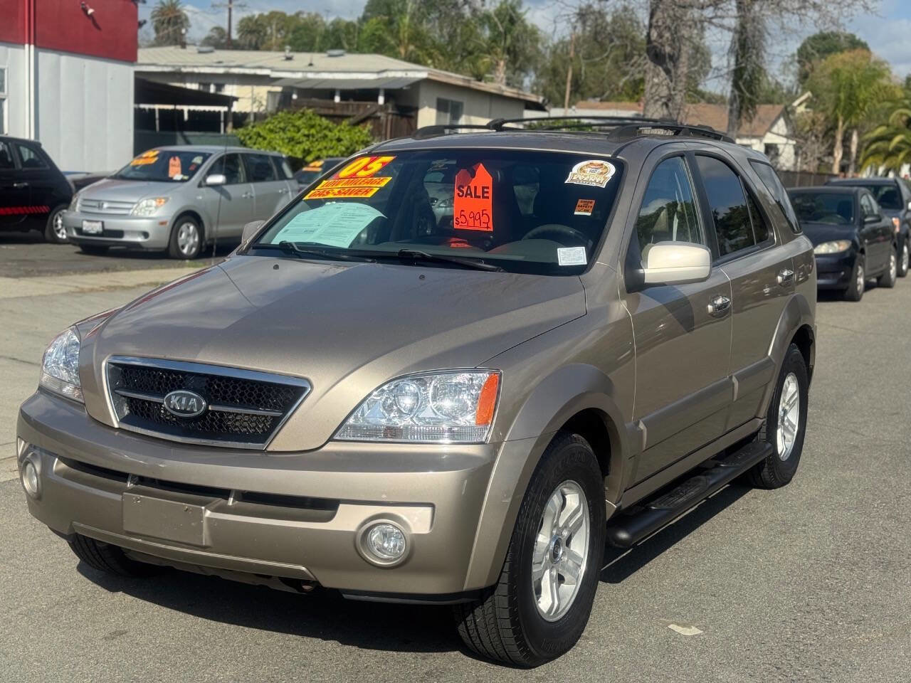 Used 2005 Kia Sorento LX image 3
