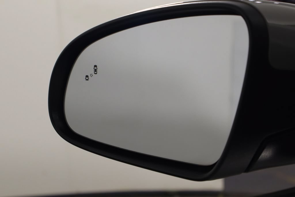 Used 2023 Hyundai Kona Limited FWD image 41