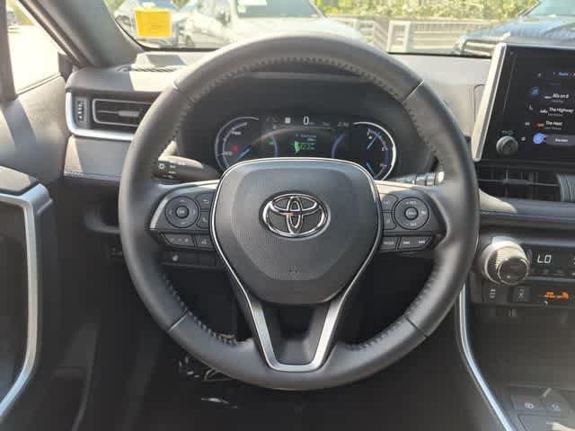 Used 2023 Toyota RAV4 SE w/ SE Grade Weather Package AWD/4WD image 22