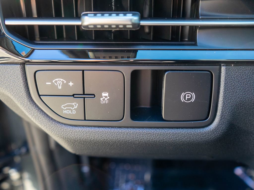 New 2026 Kia Sportage EX AWD/4WD image 17