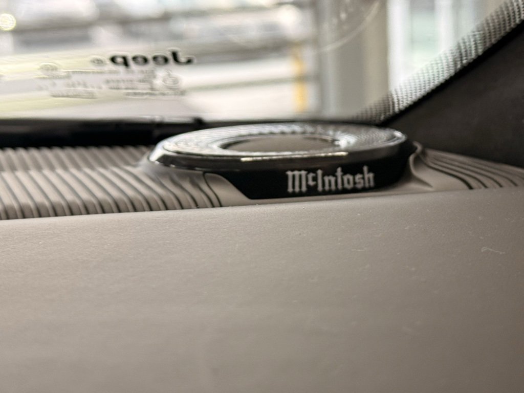 Used 2024 Jeep Grand Wagoneer Series III w/ Quick Order Packagew 28T image 17